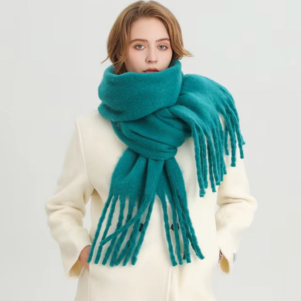 Women’s Cashmere-Feel Winter Scarf – Soft Oversized Fringed Wrap for Cold-Weather Everyday and Occasion Wear