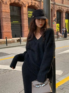 Women’s V-Neck Knit Skirt Set – Relaxed Long-Sleeve Jumper with Flared Midi Skirt for Autumn and Winter