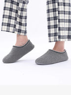 Women’s Polar Fleece House Slippers – Closed-Back Indoor Shoes with Cushioned Memory-Foam Footbeds