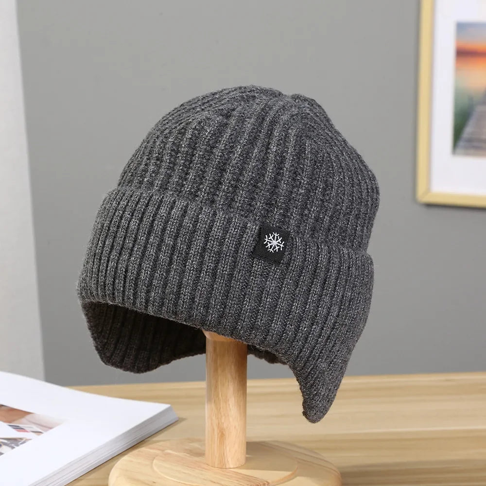 Unisex Ribbed Winter Beanie – Plush-Lined Knit Hat with Extended Ear Coverage