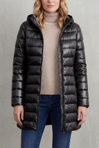 Featherlight warmth | Hooded down jacket