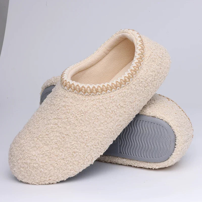 Women’s Polar Fleece House Slippers – Closed-Back Indoor Shoes with Cushioned Memory-Foam Footbeds