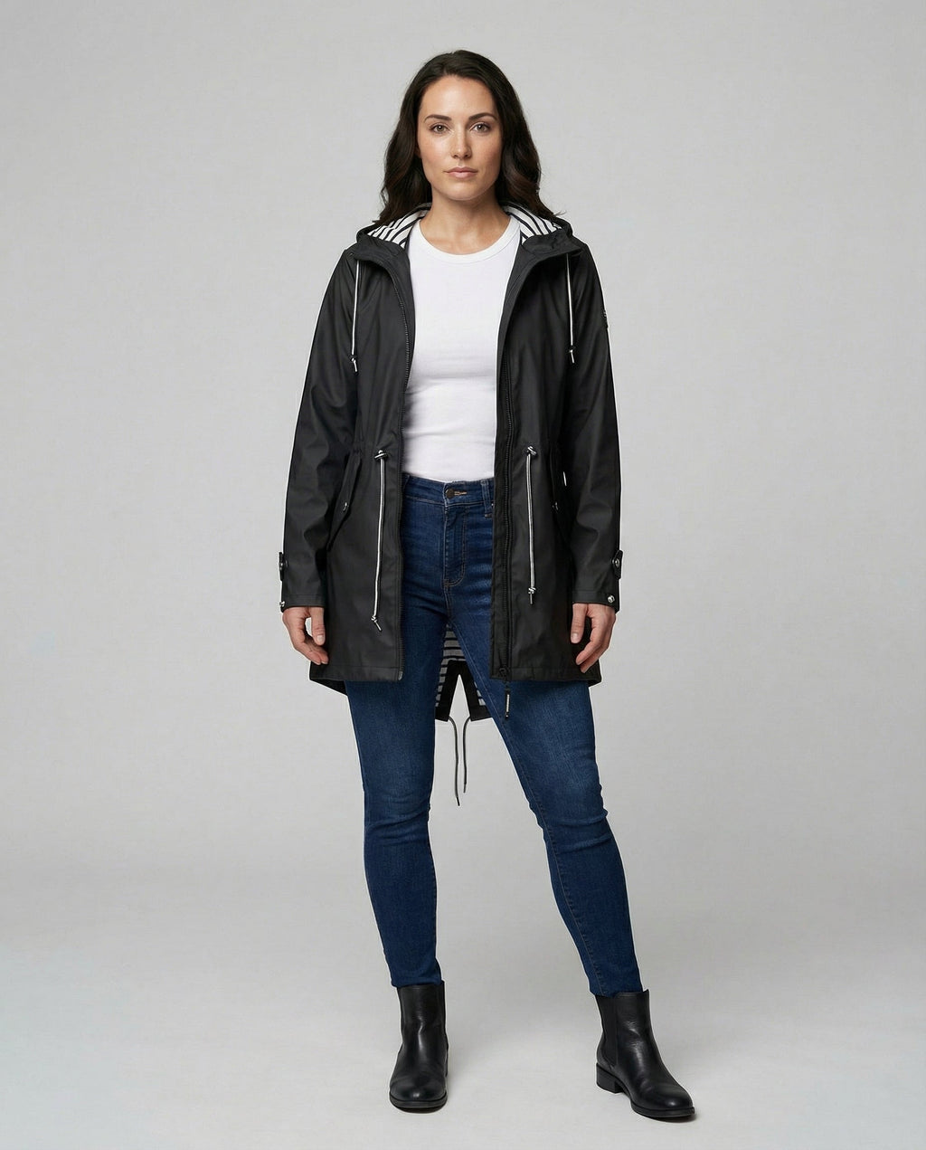 Women’s Water-Repellent Hooded Raincoat – Lightweight Adjustable Parka for Commuting and Travel