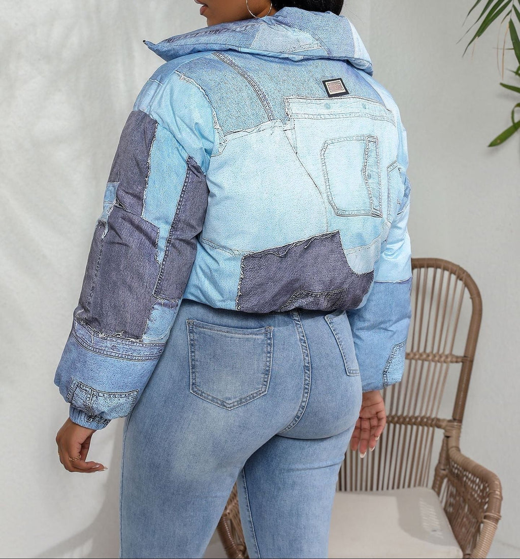 Women’s Cropped Padded Denim Puffer Jacket with High Funnel Collar and Patchwork Panels – Warm Casual Streetwear Outerwear for Autumn and Winter